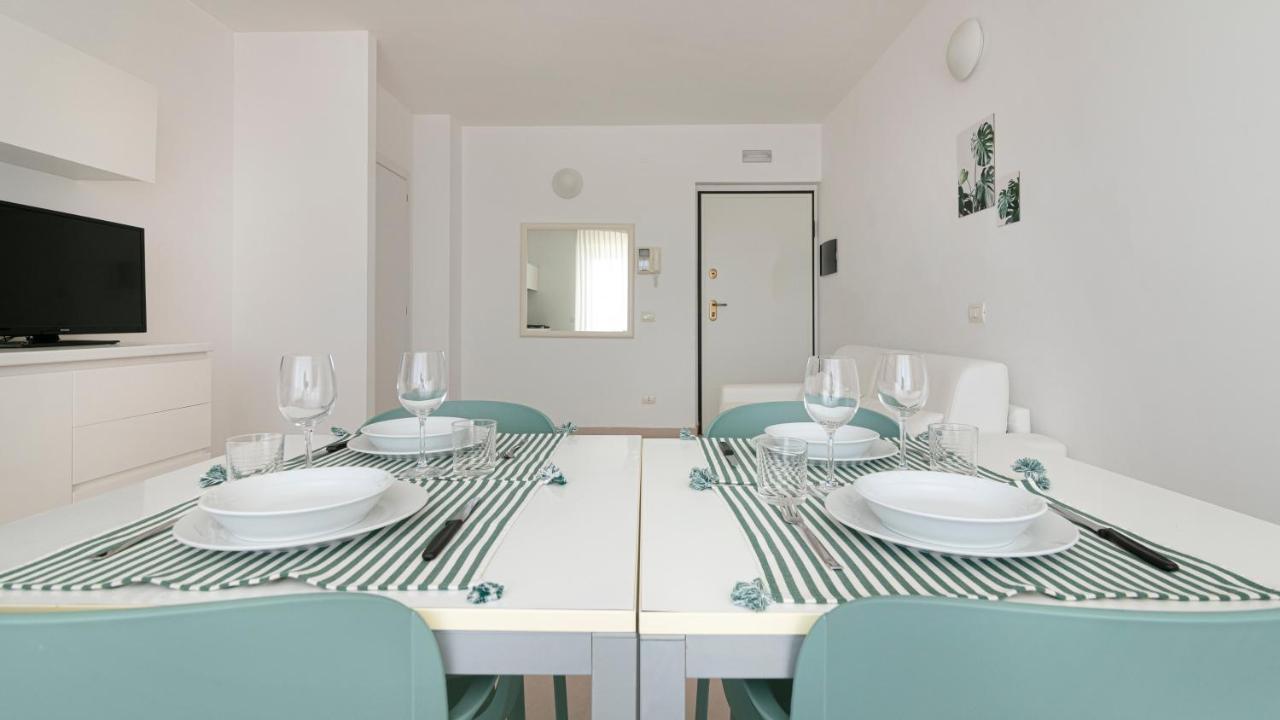 Residenza Excelsior Lägenhet Vasto Exteriör bild