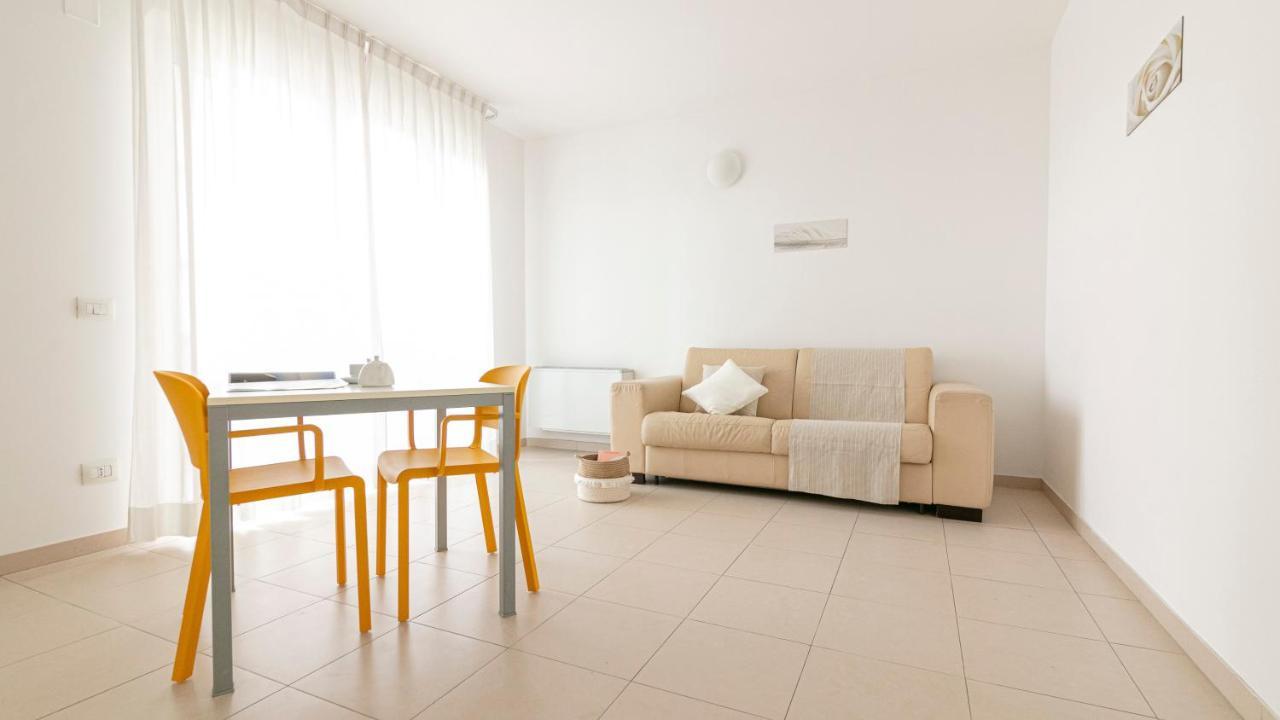 Residenza Excelsior Lägenhet Vasto Exteriör bild