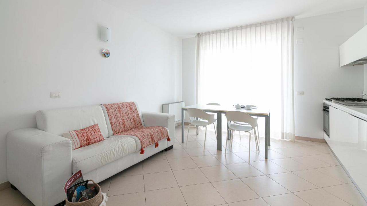 Residenza Excelsior Lägenhet Vasto Exteriör bild